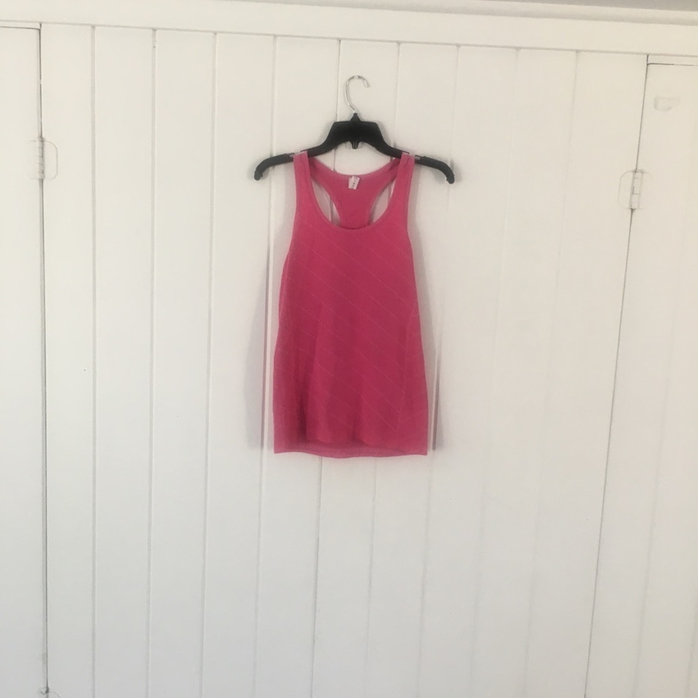 lululemon pink tank top